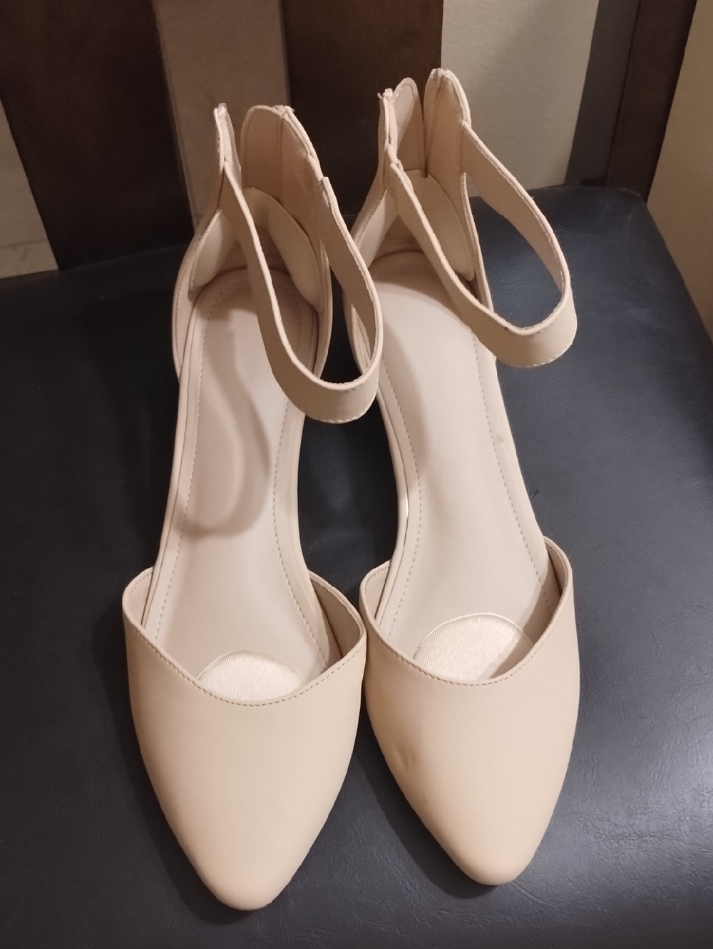 Dream Pairs Nude Pointed D'orsay Flats With Ankle Strap